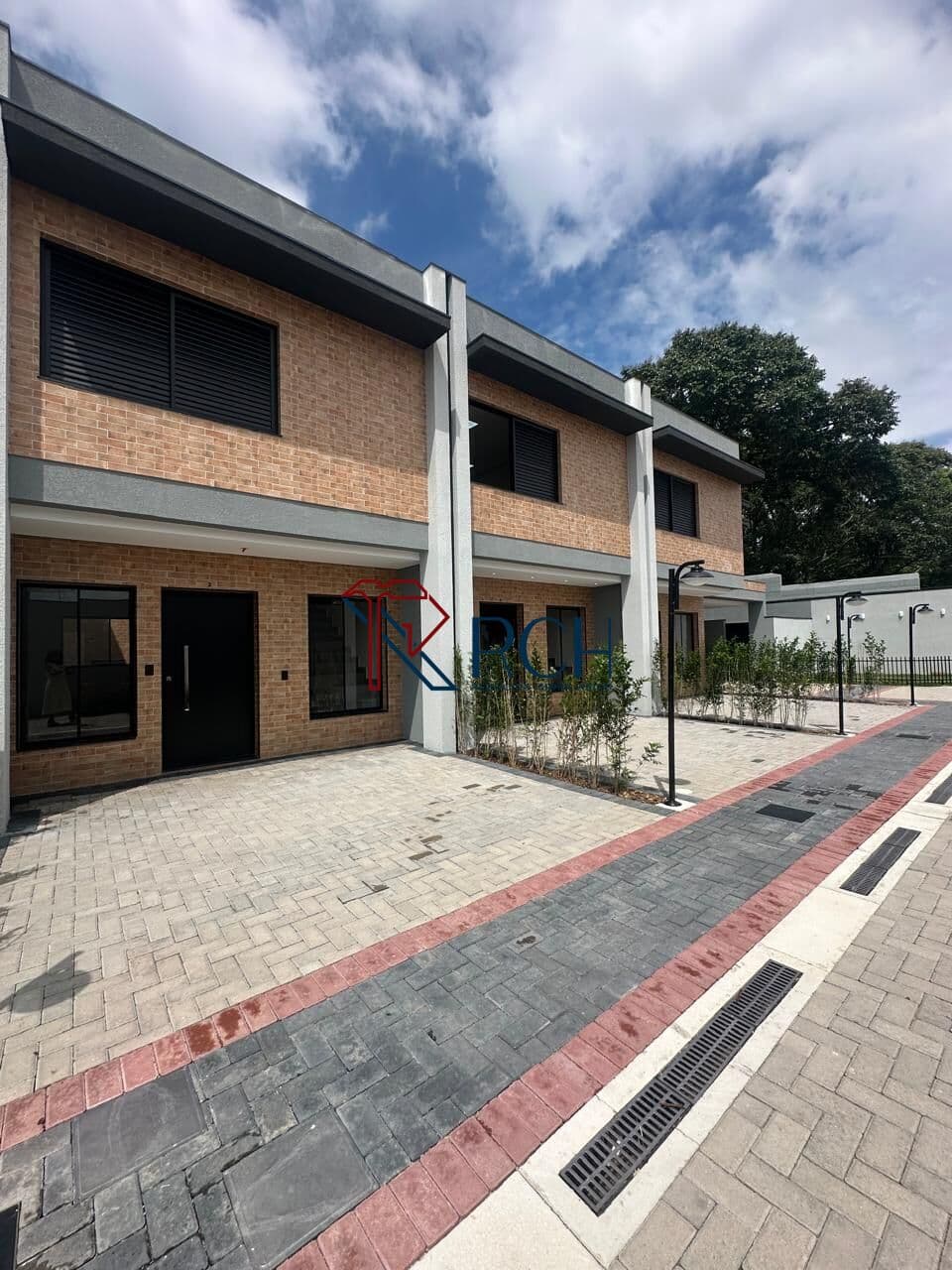 Casa Sobrado com 03 dormitórios Vila Colorau/Vila Barcelona, Sorocaba/SP
