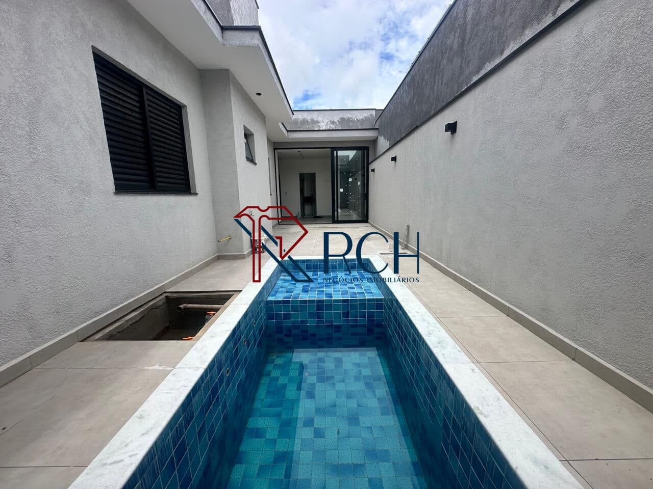 Casa à venda em condomínio em Wanel Ville, Sorocaba-SP