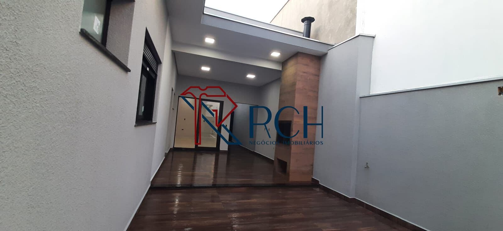 Casa a venda com 03 suítes em condomínio Sorocaba/SP