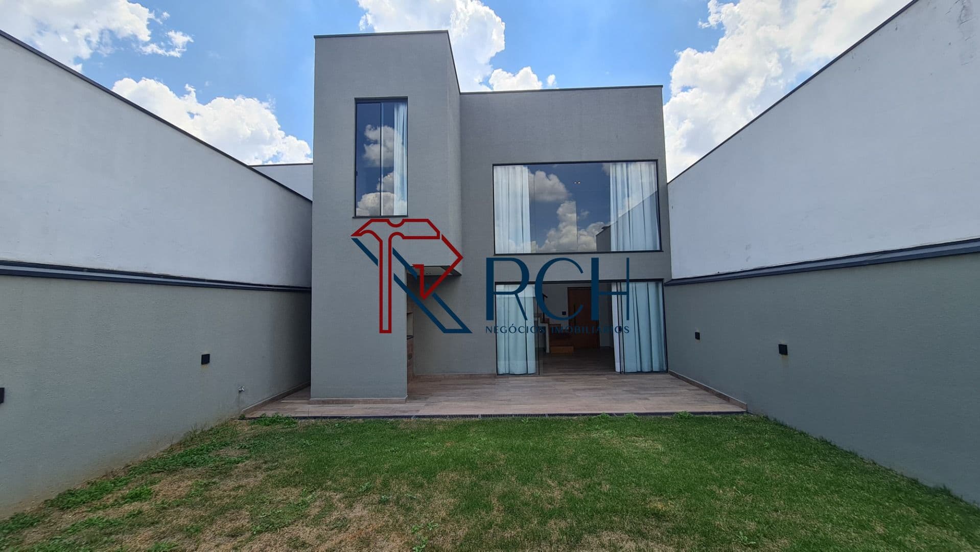 Casa para venda ou locação em Cajuru do Sul, Sorocaba/SP