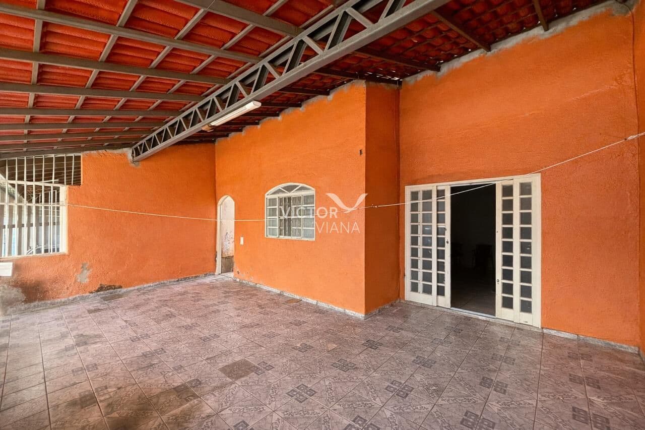 Casa para venda em Samambaia QR 408 02 quartos + edícula