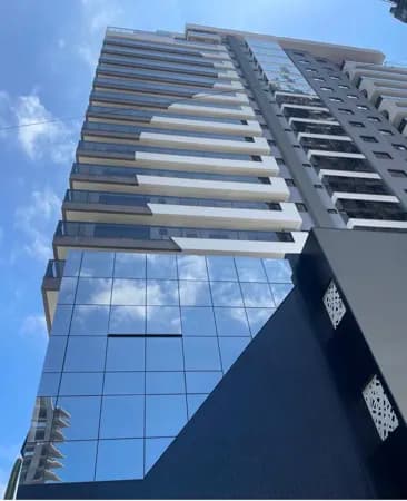 Apartamento Alto Padrão a venda com 3 quartos vista mar em Itajaí