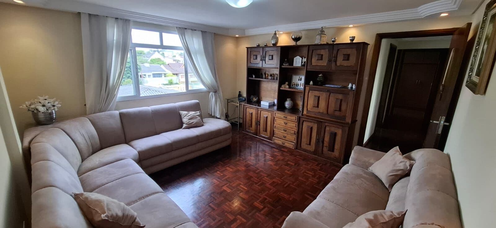 Apartamento com 3 Quartos à Venda no Capão da Imbuia em Curitiba –85m², Garagem Coberta e Excelente Localização