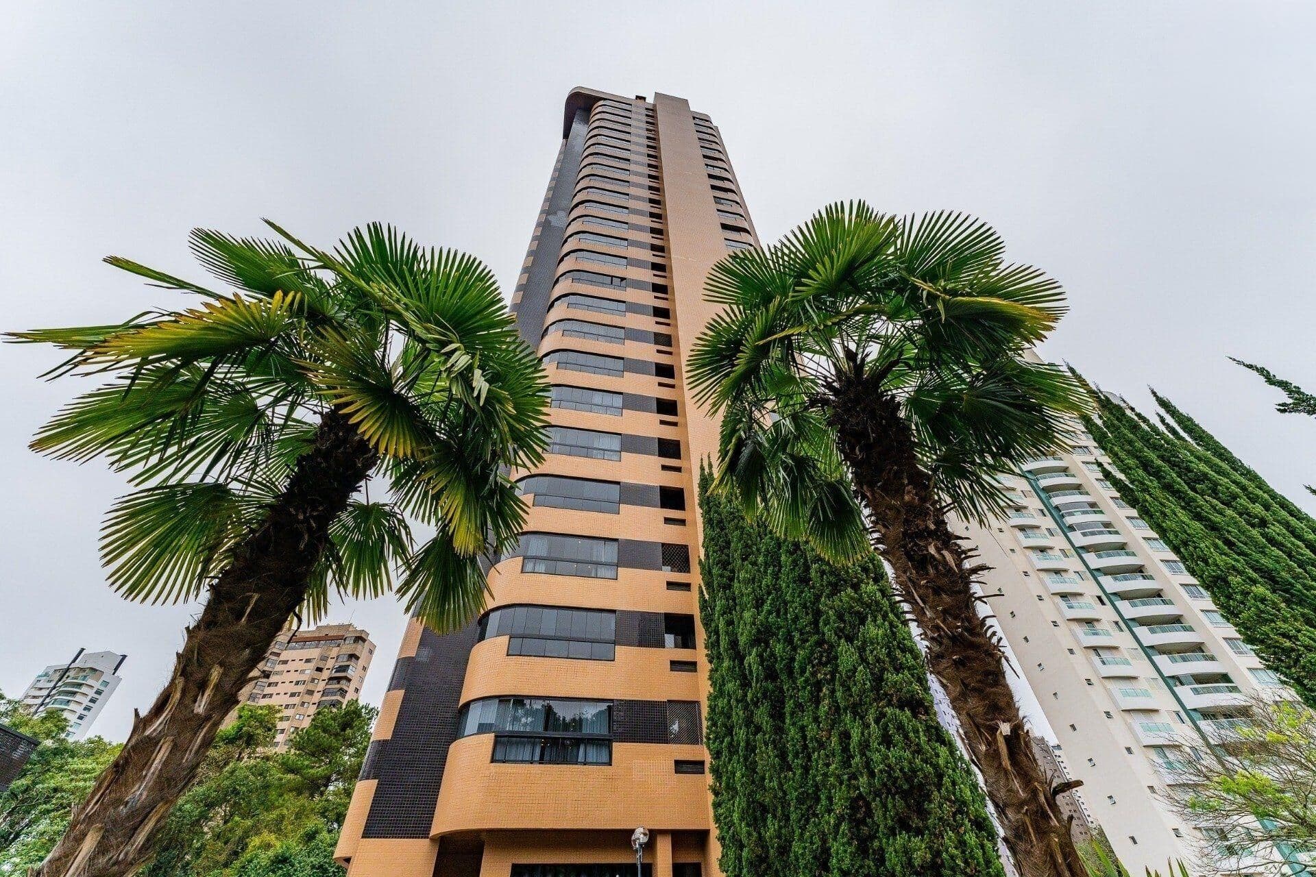 Lindo Apartamento com 3 suítes - 192m² - Pronto para Morar no Ecoville