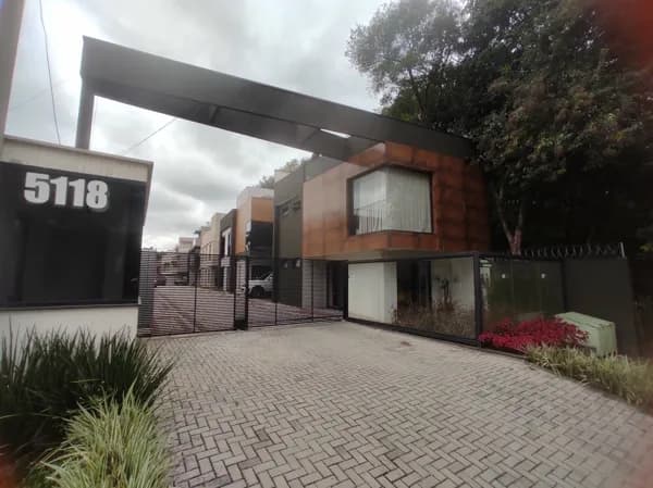 Aspen Residence nas Mercês – Sobrados de Alto Padrão Prontos para Morar em Curitiba 3 a 4 Dormitórios e até 4 Suítes