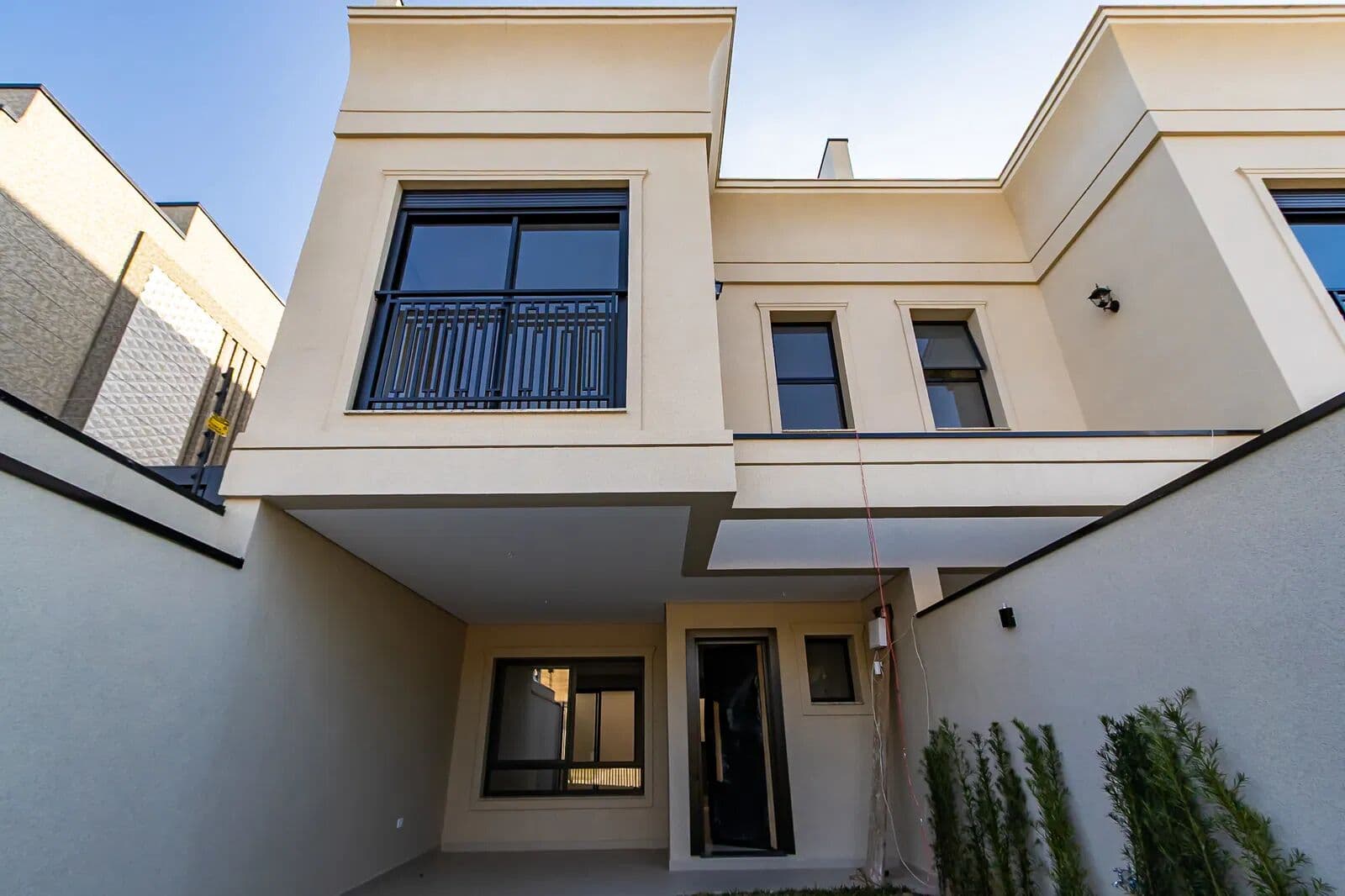 Sobrado à Venda no Jardim das Américas em Curitiba 3 Quartos, Suíte, 138m² Privativos Pronto para Morar MAISON Premiums