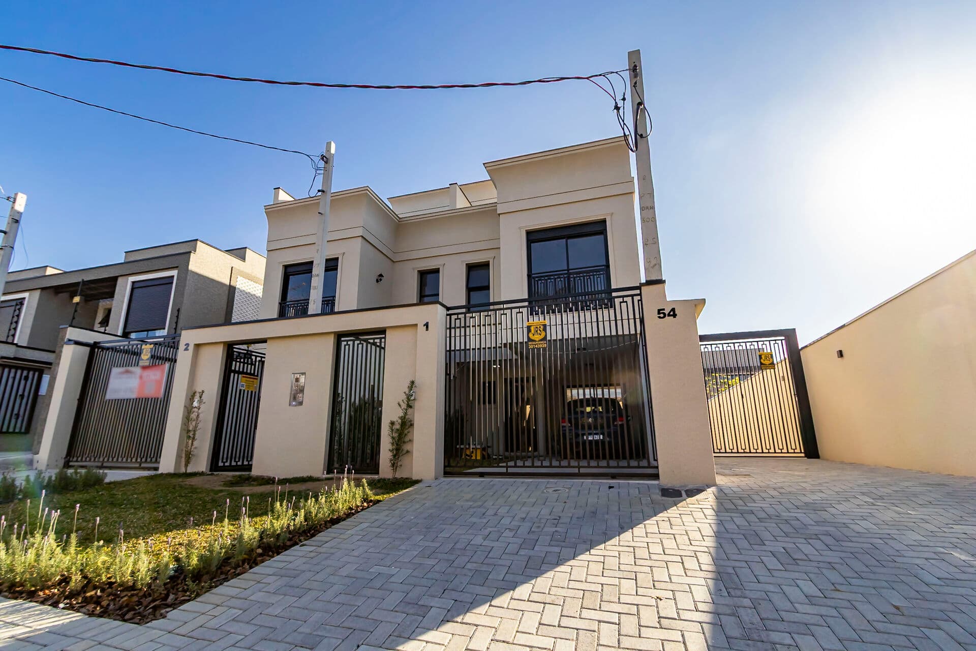 Sobrado à Venda no Jardim das Américas em Curitiba 3 Quartos, Suíte, 138m² Privativos Pronto para Morar MAISON Premiums