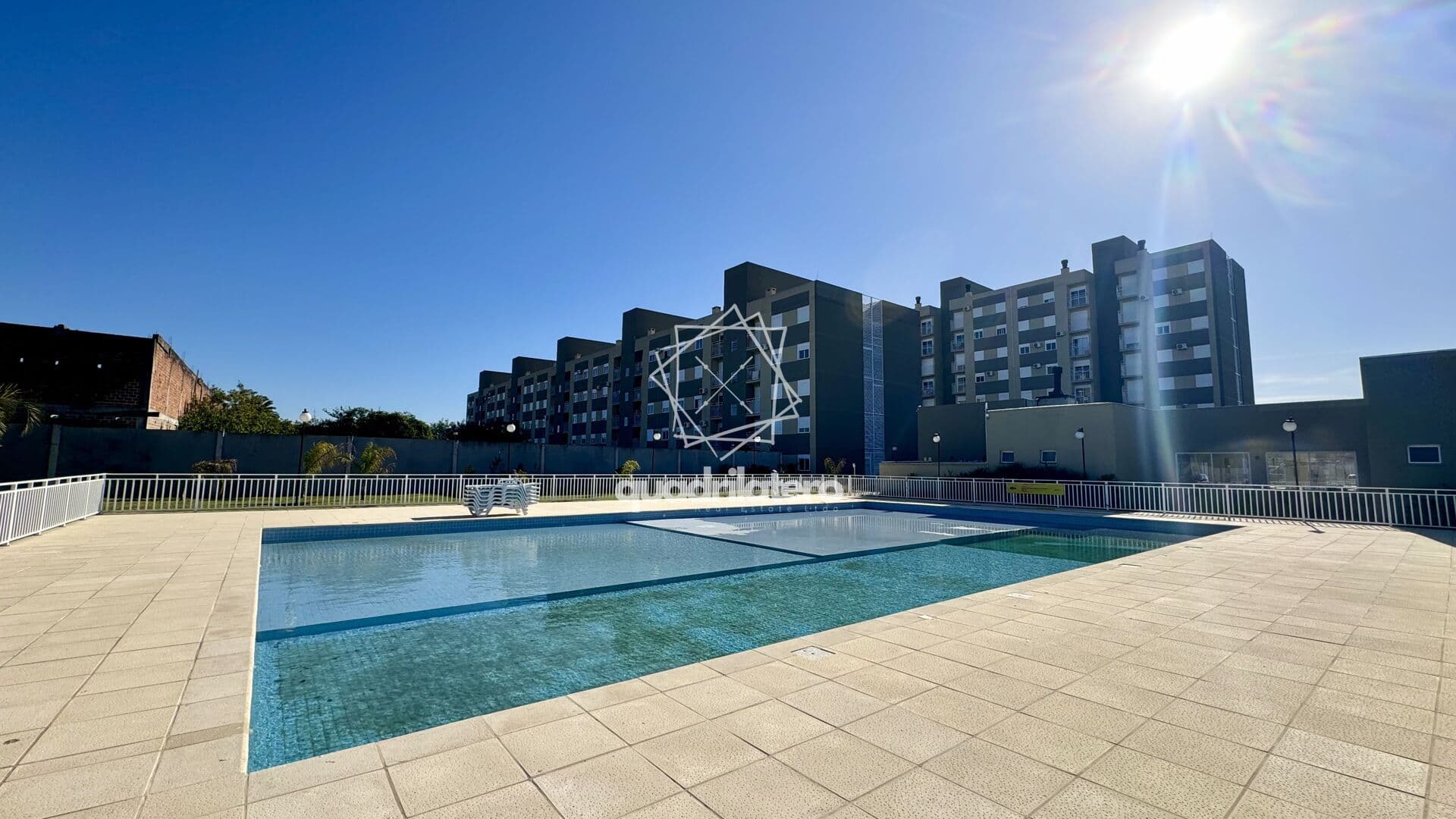Residencial Aveiro, 2 dormitórios com churrasqueira, posição solar norte, unidade excelente, condominio com infraestrutura de clube