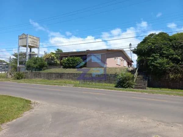 Casa à venda com piscina - 04 dormitórios- 330m² - Baln.Atlântico