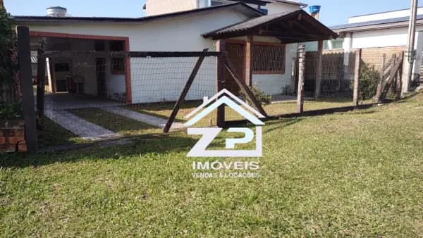 Casa à venda no bairro Rondinha em Arroio do Sal/RS