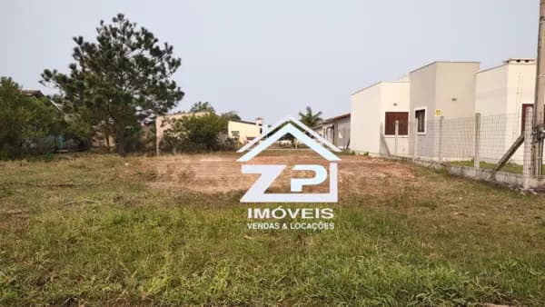 Terreno à venda no bairro Balneário Atlântico em Arroio do Sal/RS