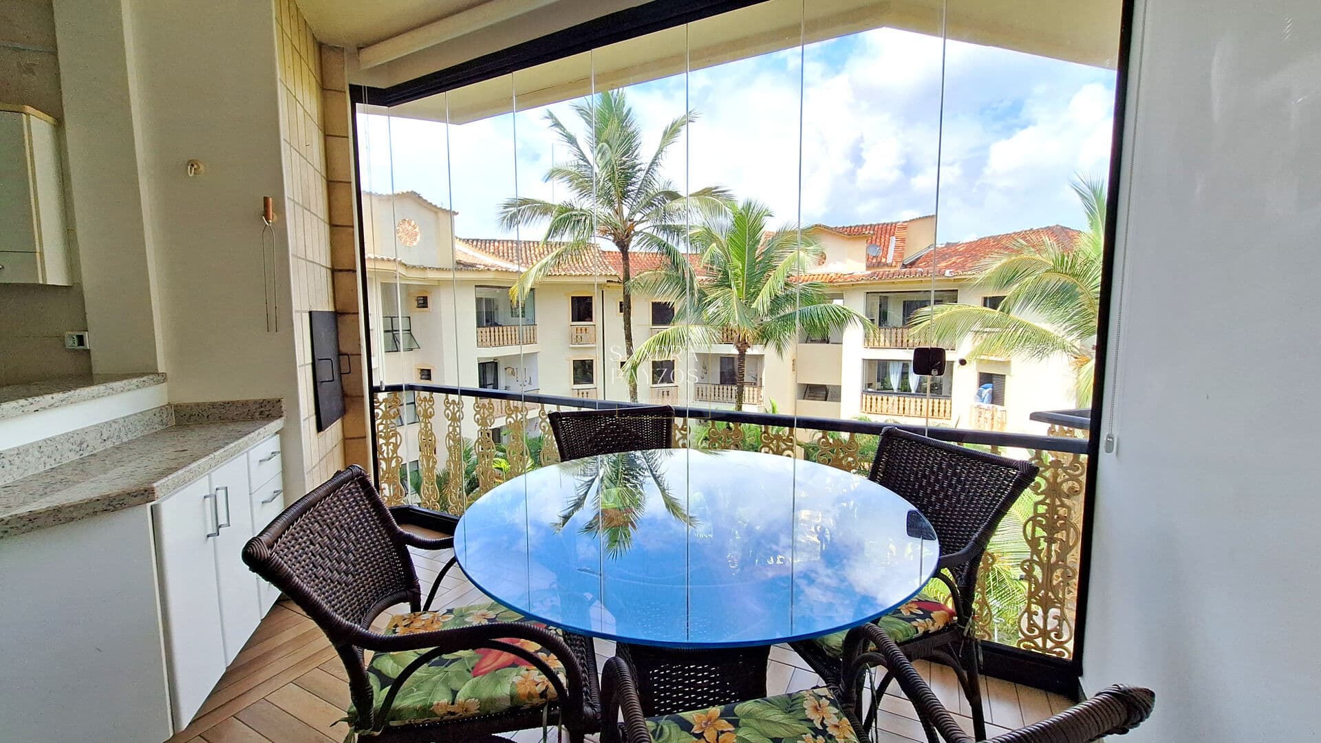 Apartamento à Venda com 3 quartos, 2 banheiros, 1 vaga 89m²