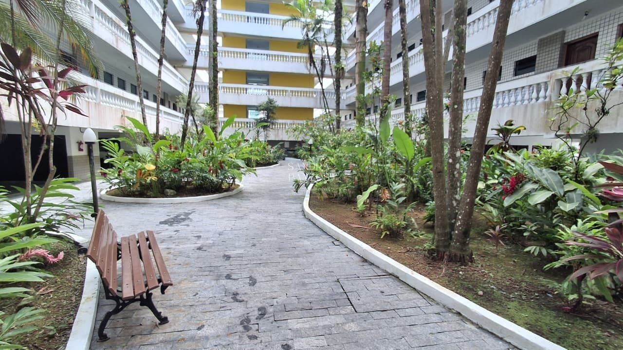 Apartamento no Itagua, 1 dorm, sala, cozinha, lavandeira e sacada Vista livre.