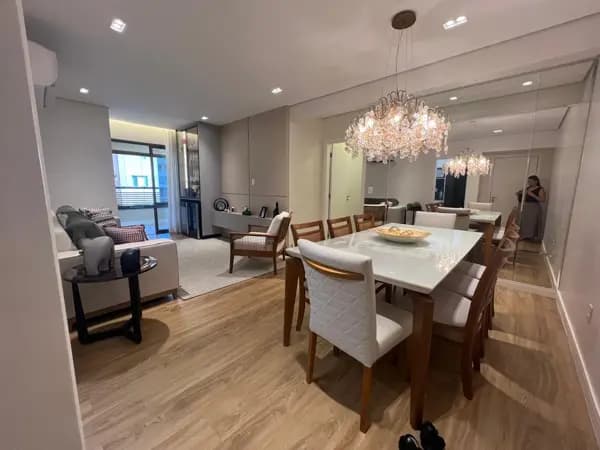 Apartamento à venda no bairro Jardim Botânico em Ribeirão Preto/SP