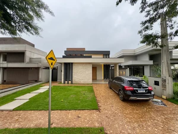 Casa em Ribeirão Preto - Portal da Mata