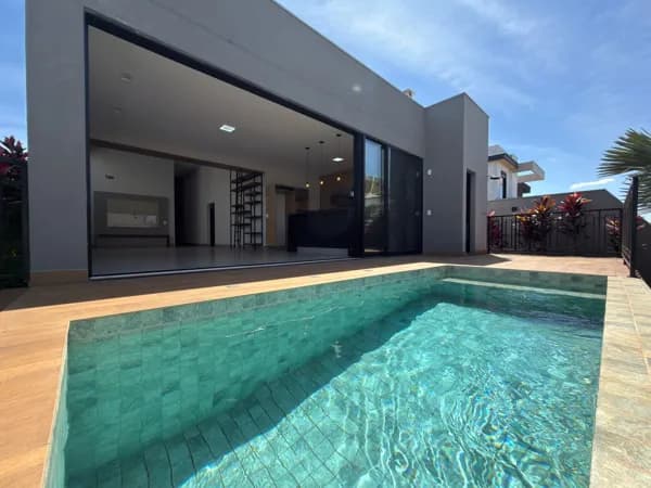 Casa em Ribeirão Preto - Vila do Golfe