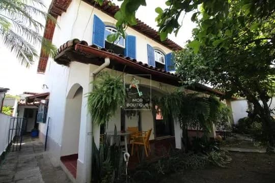 Casa 273m2 | Condomínio Eldorado | 4Q | 4 Banheiros | 4 Vagas | Piscina