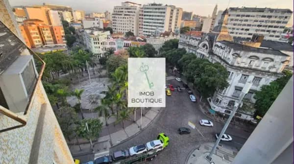 Mem de Sá - Edificio União - 40m2 - Quarto e Sala todo Reformado!