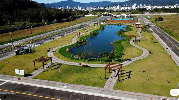 Terreno 451m², Parque do Lago, Camboriú, SC