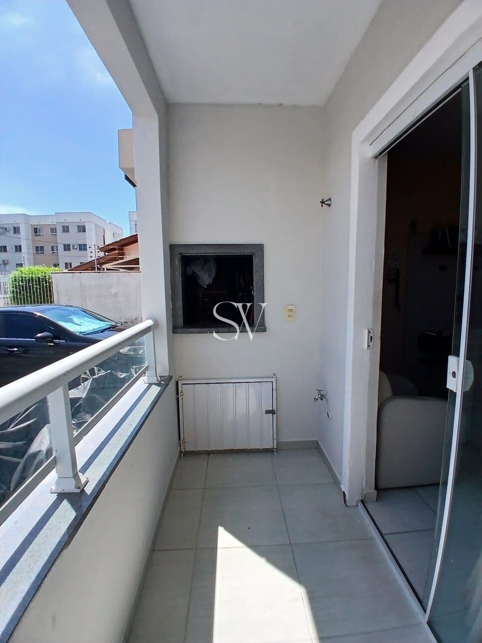 Apartamento a venda de 02 Dormitórios sendo 01 Suíte com cozinha planejada e gardem no Bairro Nova Palhoça em Palhoça-SC