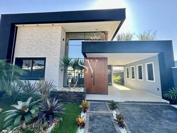 Casa Alto Padrão com 3 Dormitórios sendo 1 Suíte no Vale Verde, Palhoça