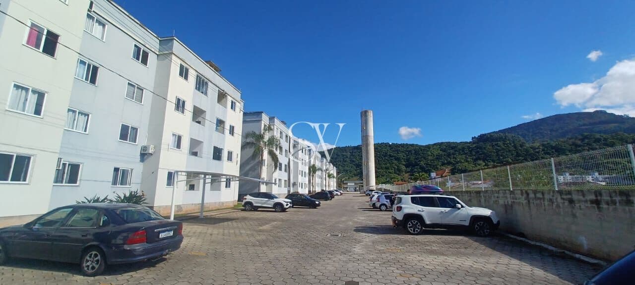 Apartamento a venda de 02 Dormitórios com mobília planejada no bairro Jardim Janaina em Biguaçu-SC