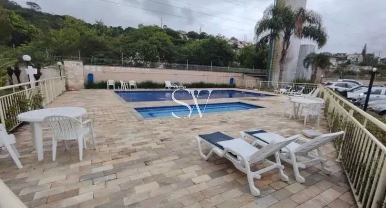 Apartamento em Roçado, com 2 dormitórios em São José/SC