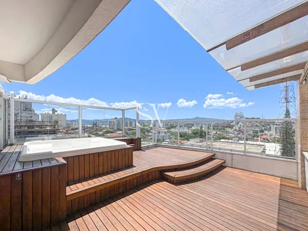 Apartamento Cobertura Duplex com 03 Dormitórios sendo 02 suítes no Estreito/ Florianópolis, SC