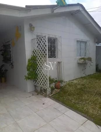 Casa Padrão a venda de 02 Dormitórios com área gourmet e churrasqueira no bairro Ceniro Martins em São José-SC