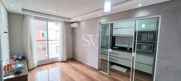 Apartamento a venda de 02 Dormitórios com mobília planejada no bairro Real Parque em São José-SC
