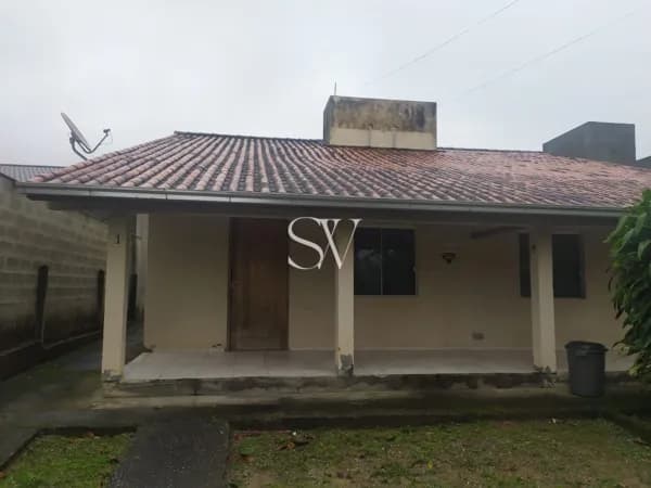 Casa a venda de 02 Dormitórios com amplo terreno e arvore frutíferas em Aguas Mornas - Grande Florianópolis-SC