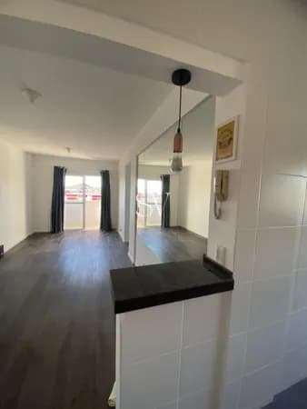 Apartamento a venda de 02 Dormitórios com garagem coberta e piscina no condomínio a venda no bairro Rio Caveiras em Biguaçu-SC