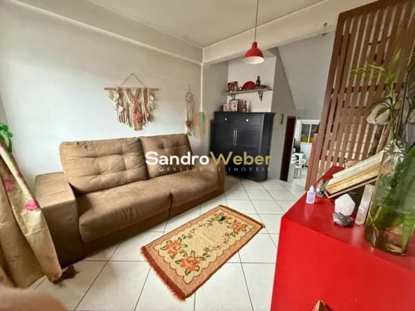Casa Sobrado com 2 Dormitórios e 2 Banheiros a venda em Real Parque, São José-SC