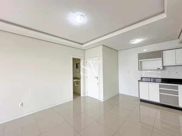 Apartamento de 3 dormitórios à venda com 02 vagas no Estreito, em Florianópolis