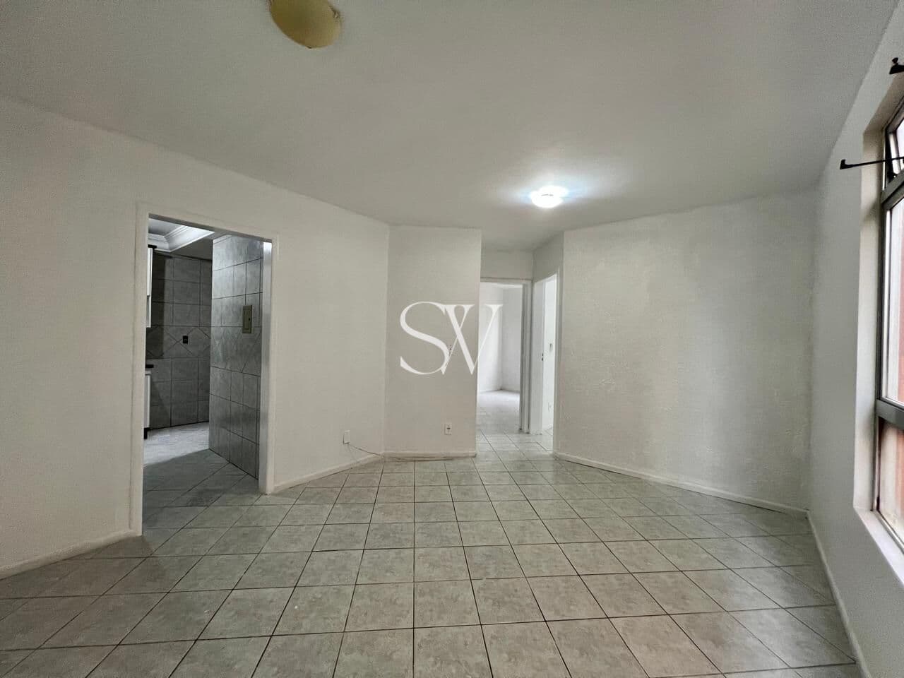 Apartamento com 2 quartos/dormitórios no bairro Ipiranga, em São José - SC