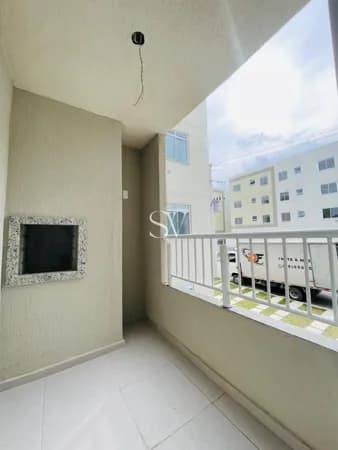Apartamento a venda de 02 Dormitórios com sacada e churrasqueira integrada no Jardim Janaina em Biguaçu-SC