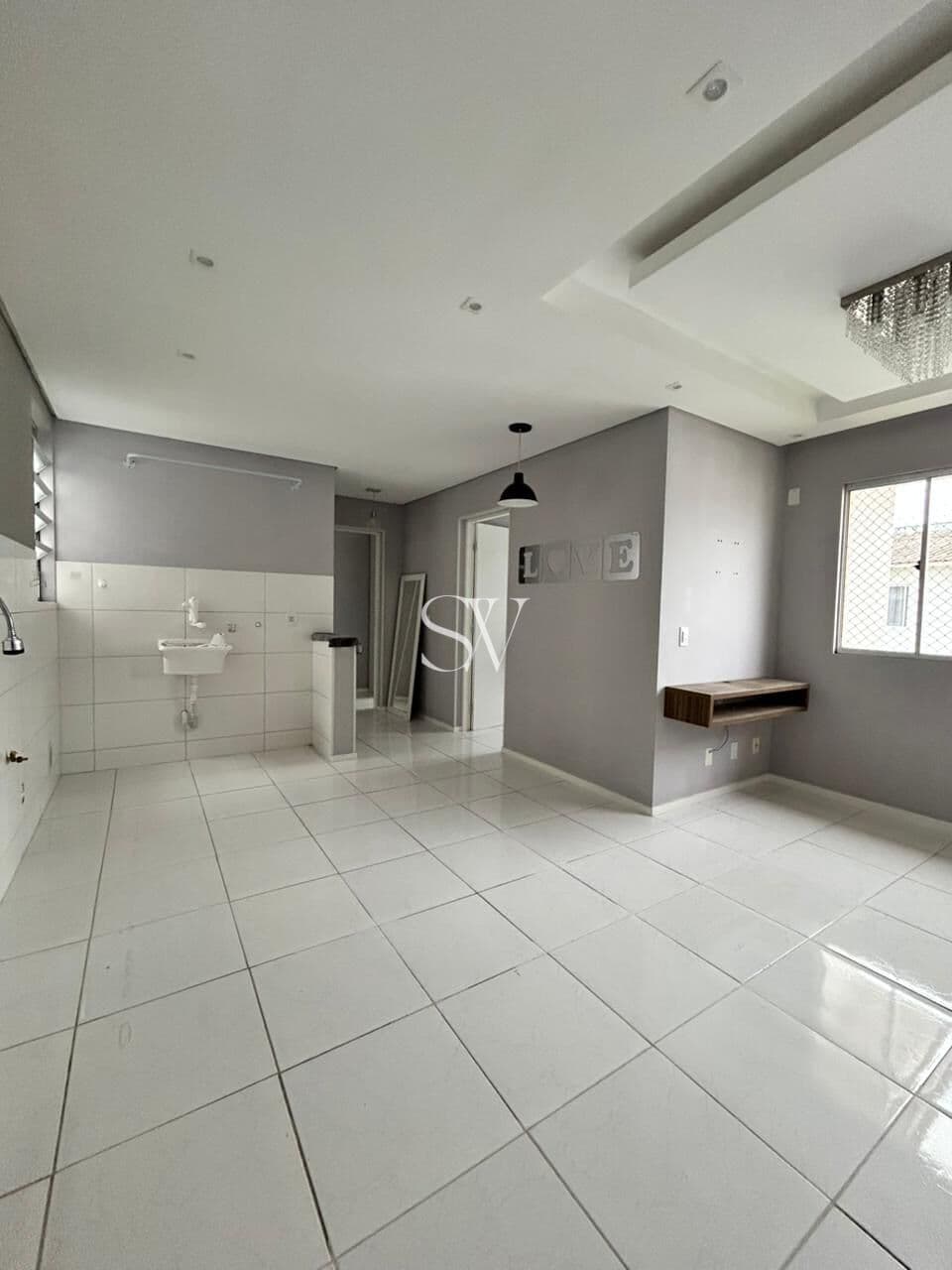 Apartamento à venda de 02 Dormitórios com rebaixamento em gesso na Guarda do Cubatão - Palhoça -SC