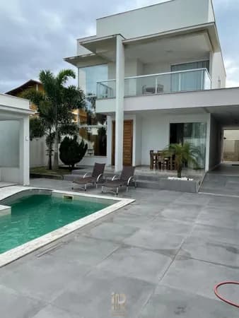 Casa Duplex na quadra do mar em Interlagos Vila Velha
