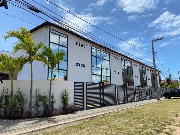 Sobrado em Cabedelo - Poço