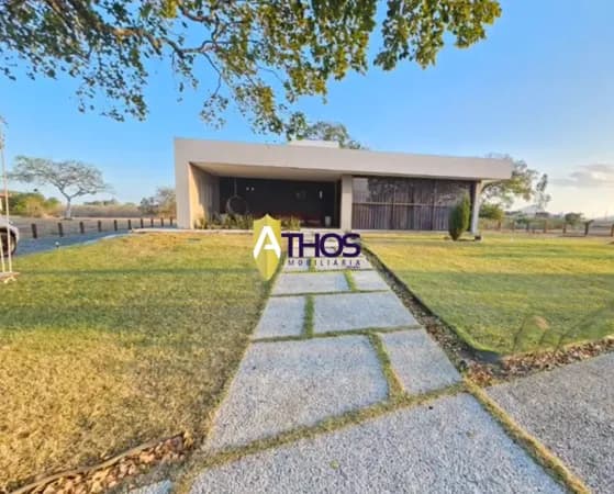 Casa em condomínio no bairro em Gurinhém-PB, com Porteira Fechada