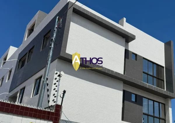 Apartamento térreo com área privativa no Bairo do Bessa, João Pessoa/PB