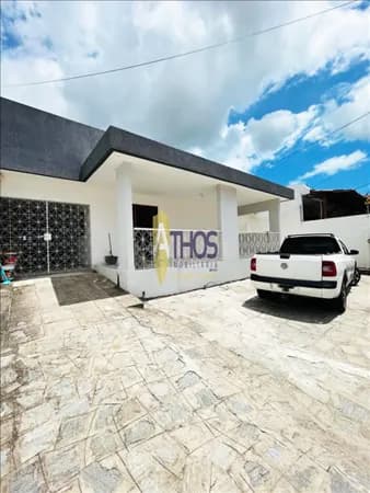 Casa em Altiplano Cabo Branco, João Pessoa/PB de 3 Quartos