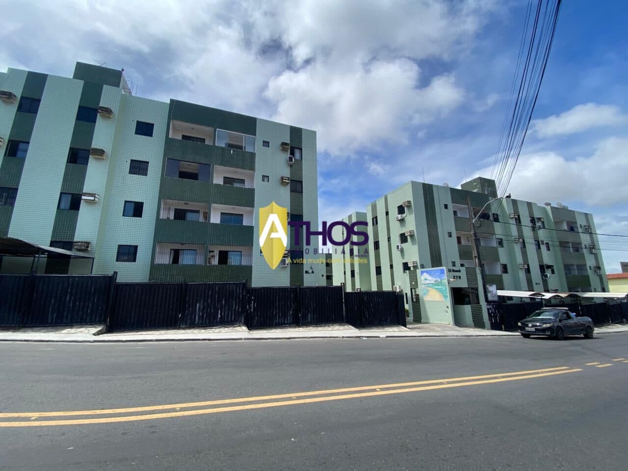 Apartamento térreo no bairro Mangabeira, em João Pessoa-PB