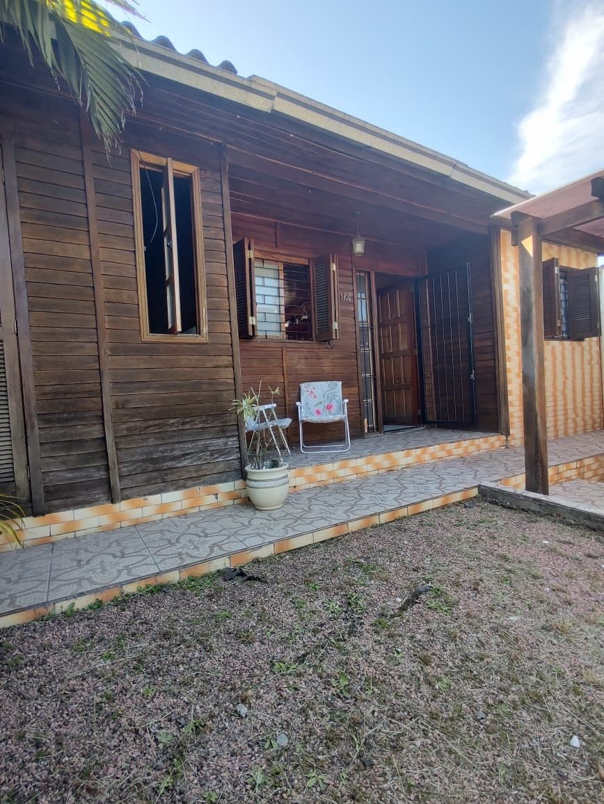 Casa Madeira em Parque da Matriz, Cachoeirinha/RS