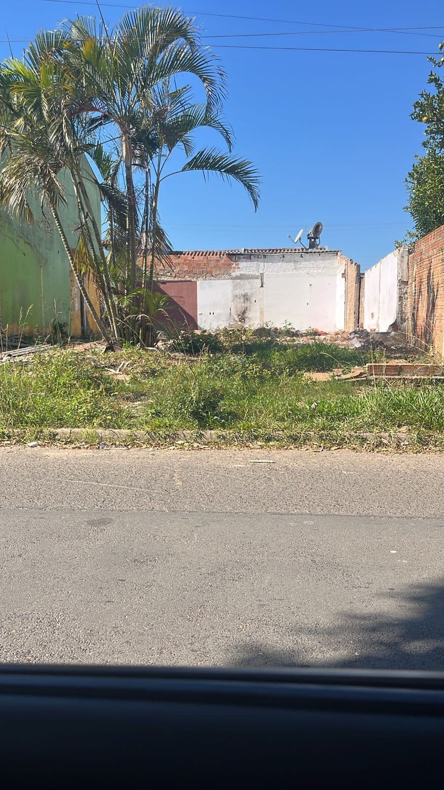 Ótimo Terreno ! Excelente Localização ! Próximo ao Parcão de Cachoeirinha !