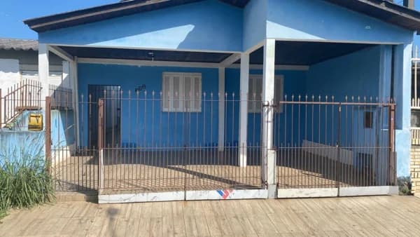 Casa Padrão para Venda em Parque da Matriz Cachoeirinha-RS
