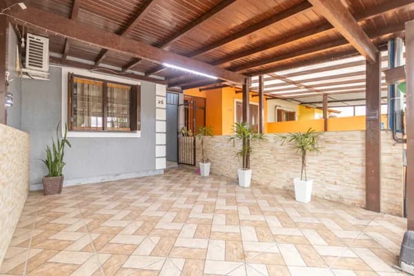 Linda Casa! Geminada em Jardim do Bosque, Cachoeirinha/RS