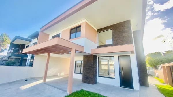 Casa Alto Padrão para Venda em Vale Ville Cachoeirinha-RS