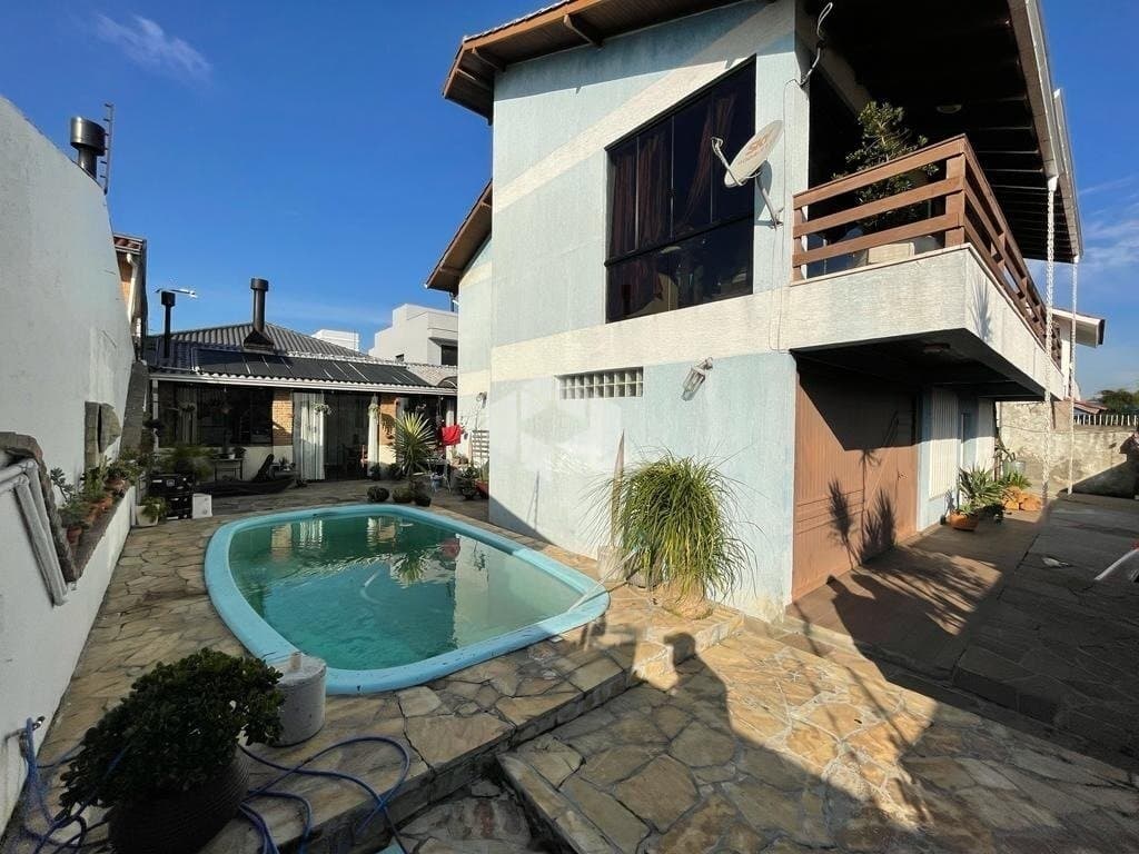 Casa Alto Padrão para Venda em Parque da Matriz Cachoeirinha-RS