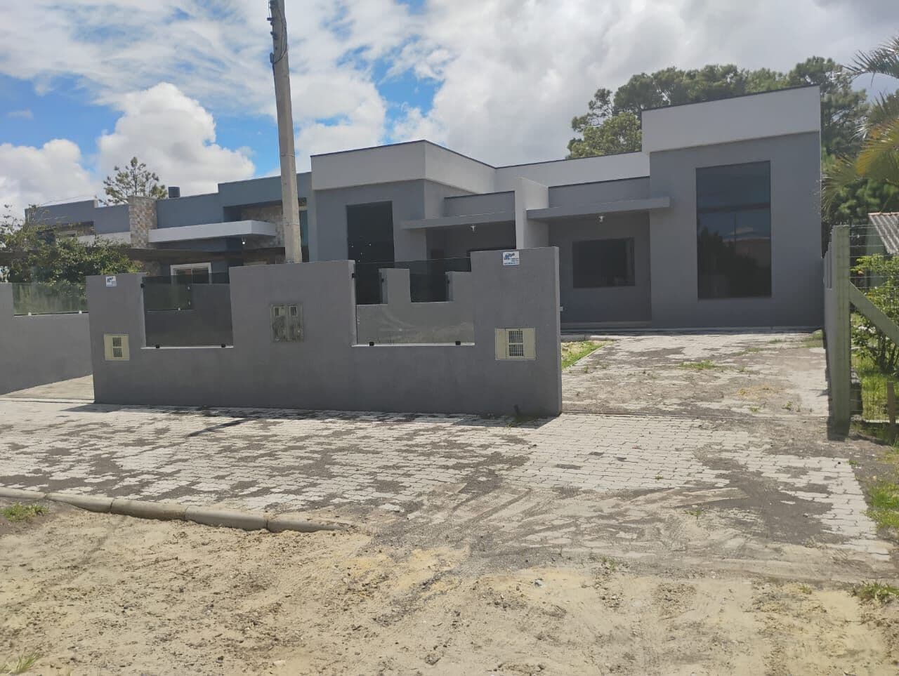 LINDA CASA GEMINADA GRANDE !